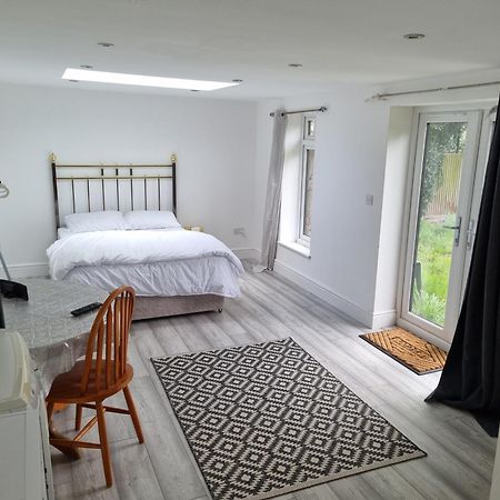 Appartamento Holiday Out House Londra Esterno foto