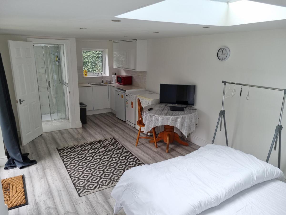 Appartamento Holiday Out House Londra Esterno foto